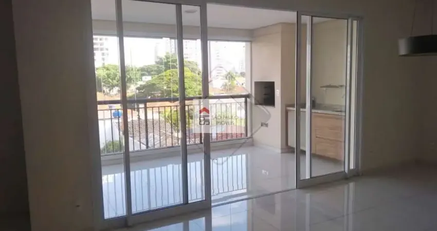 3 dormitórios ( 1 suíte), varanda gourmet com churrasqueira,  2 vagas de garagem e depósito