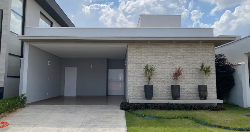 Casa térrea com três suítes no residencial 4 parque faber-castell