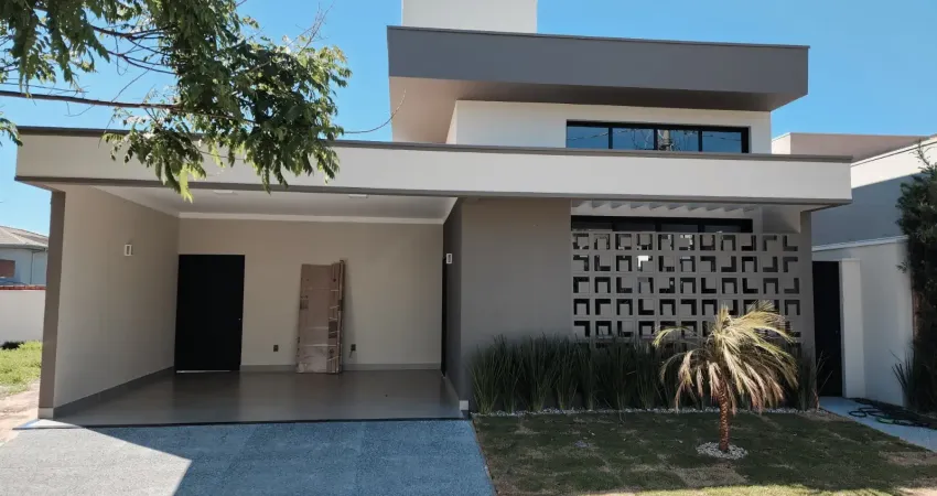 Casa térrea com três suítes e piscina no residencial 3 parque faber-castell