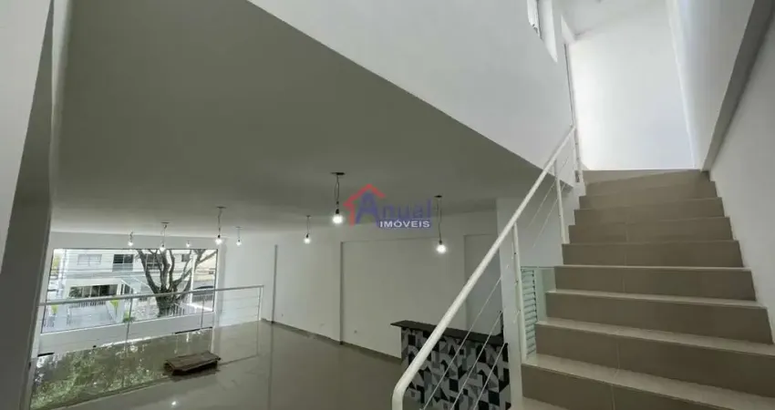 Casa comercial com 4 salas para alugar na Avenida Jurucê, 437, Planalto Paulista, São Paulo