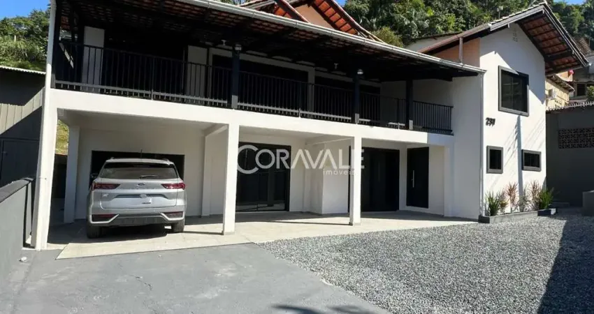 Casa com 5 quartos à venda em Água Verde, Blumenau