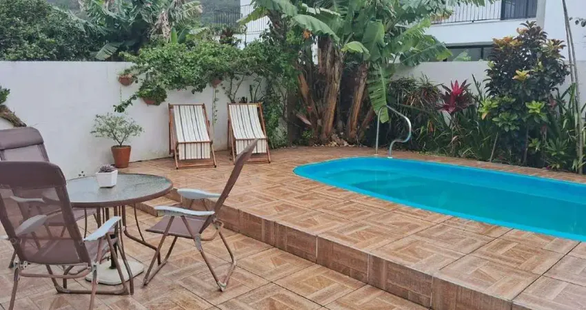 Casa com 3 quartos à venda no Cachoeira do Bom Jesus, Florianópolis 