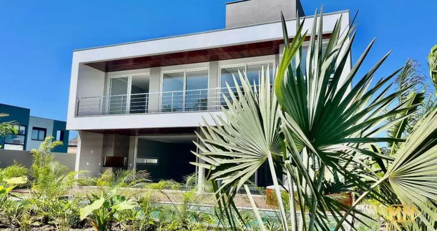 Magnífica residência com 05 suites em um condomínio golf club em florinaópolis
