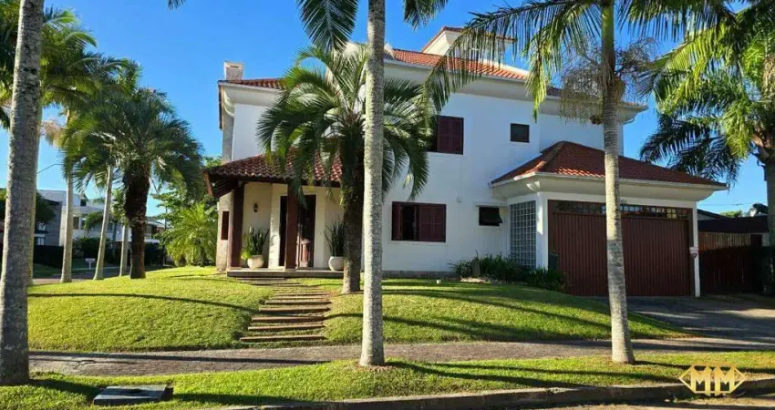 Residência confortável e ampla com 06 dormitórios em jurerê internacional