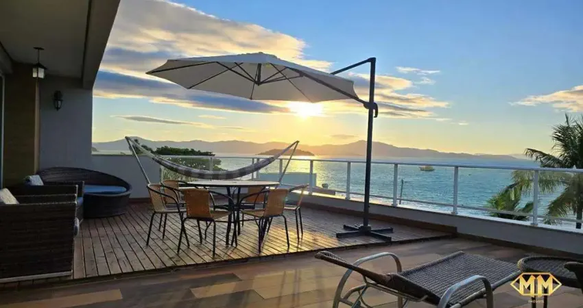 Cobertura magnifica em frente ao mar na praia de canasvieiras