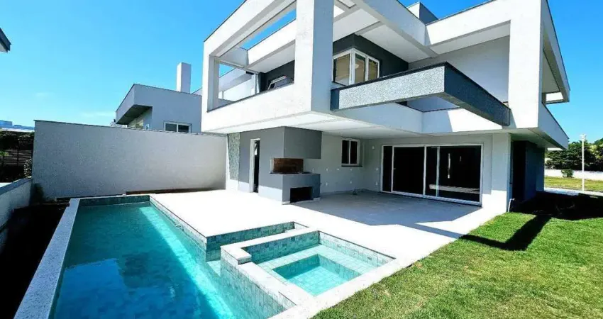 Casa de alto padrão em condomínio na praia dos ingleses – 400m² de sofisticação e conforto