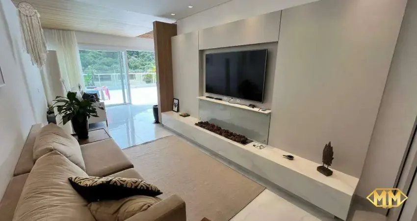 Excelente cobertura em um dos melhores condomínios da praia dos ingleses