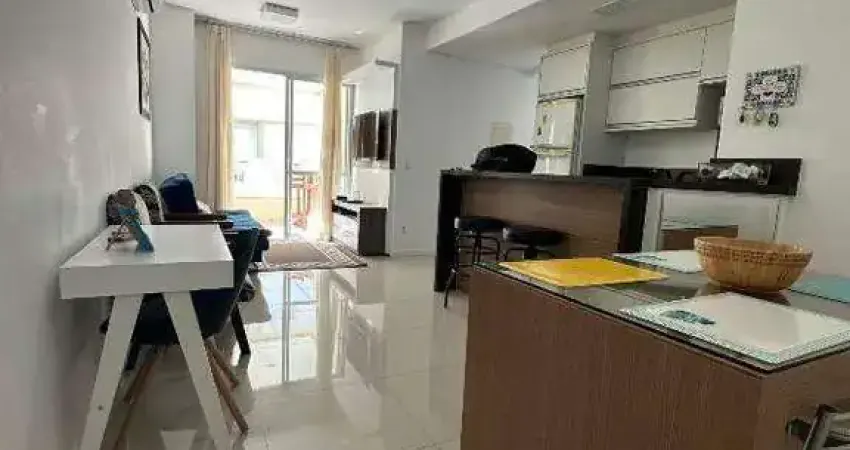 Apartamento mobiliado a 500m do mar à venda na praia dos ingleses, em florianópolis.