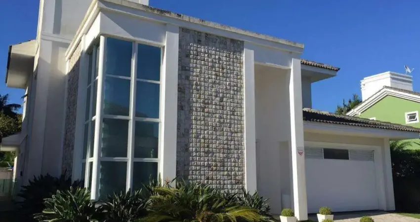 Casa em condominio fechado com piscina, conforto, natureza e exclusividade