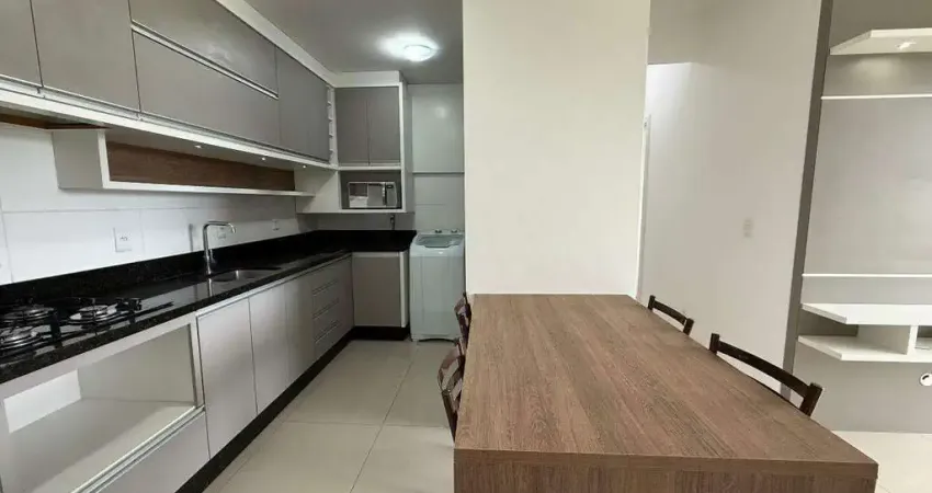 Apartamento mobiliado no centrinho da praia dos ingleses a apenas 190 metros da praia