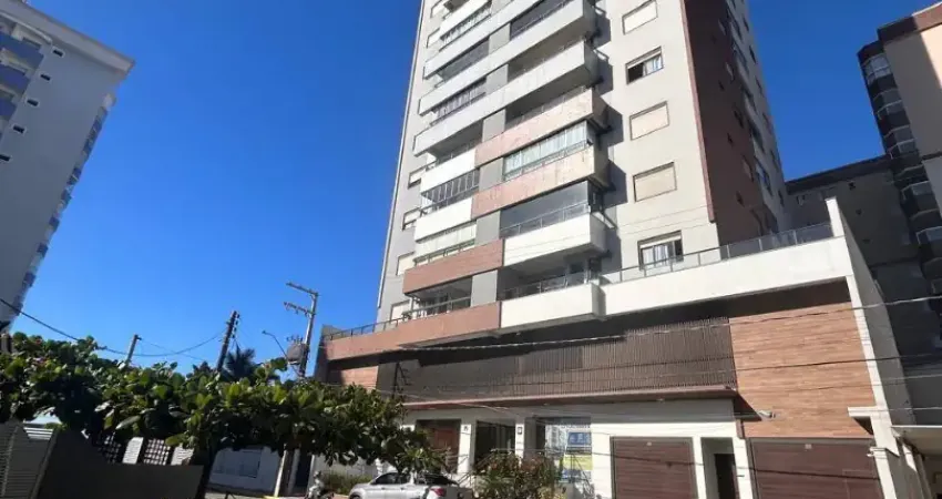 Lindo apartamento no edifício mônaco a 70 metros da praia em navegantes.