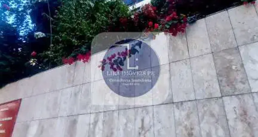 Vendo excelente cobertura no coração de boa viagem com 220m² de área útil - 4 qts e 4 suítes