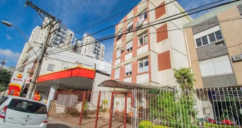 Apartamento jk semi-mobiliado para alugar em porto alegre! 43m² | 1 quarto com armários | sacada ensolarada ️ próximo ao zaffari, parque farroupilha, auditório araújo vianna e shopping joão pessoa.