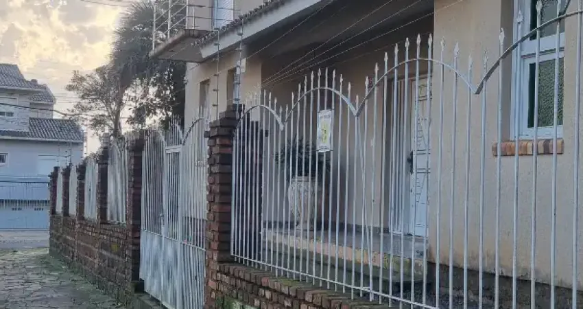 Casa com 5 quartos à venda na Rua Juruá, 251, Jardim São Pedro, Porto Alegre