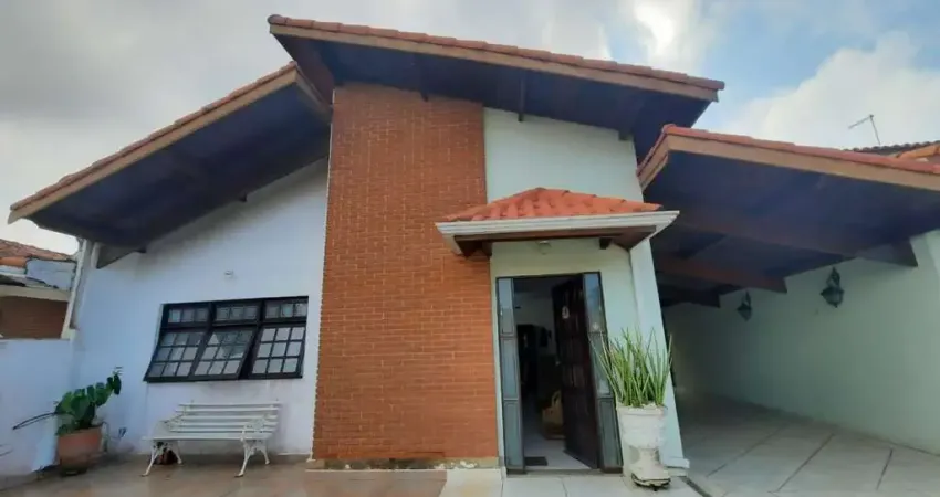 Casa com 3 dormitórios sendo 1 suíte 300 mts da praia  bairro nobre por r$ 550.000.00 - parque balneário oásis - peruíbe/sp