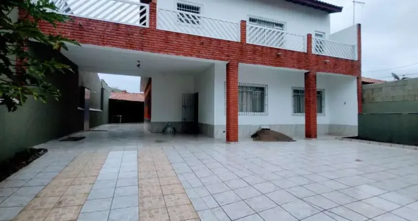 Sobrado com 3 dormitórios à venda por r$ 465.000,00 - estância balneária belmira novaes - peruíbe/sp