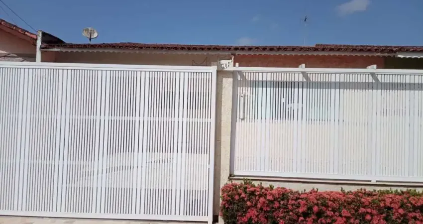 Casa com 3 dormitórios à venda, 142 m² por r$ 450.000,00 - parque balneário oásis - peruíbe/sp