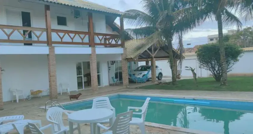 Excelente casa dois lote alto padrão com 4 dormitórios sendo 3 suites r$ 1.200.000.00  balneario stella maris - peruíbe/sp