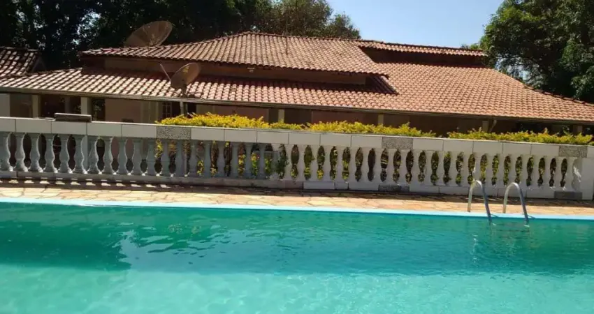 Chácara com 4 dormitórios à venda, 267 m² por r$ 850.000,00 - jardim lívia - leme/sp