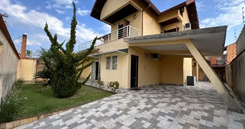 Sobrado com 3 dormitórios à venda, 200 m² por r$ 700.000,00 - parque balneário oásis - peruíbe/sp