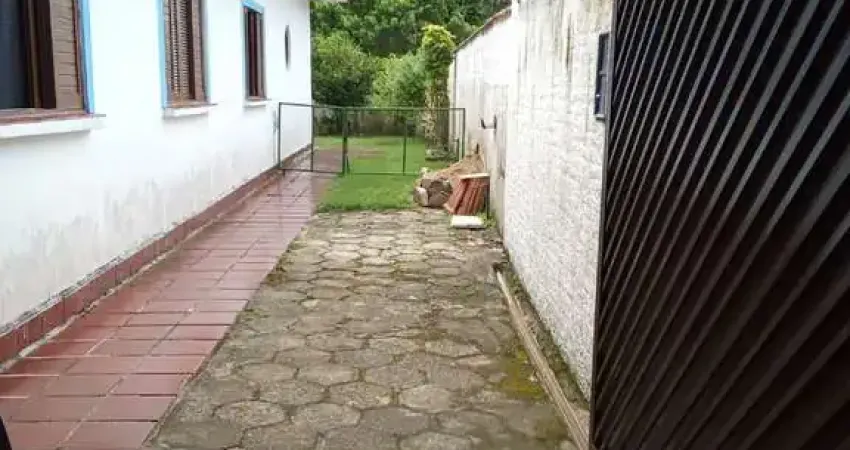 Casa a 450 metros da praia por r$ 430.000 - estância bal. belmira novaes - peruíbe/sp