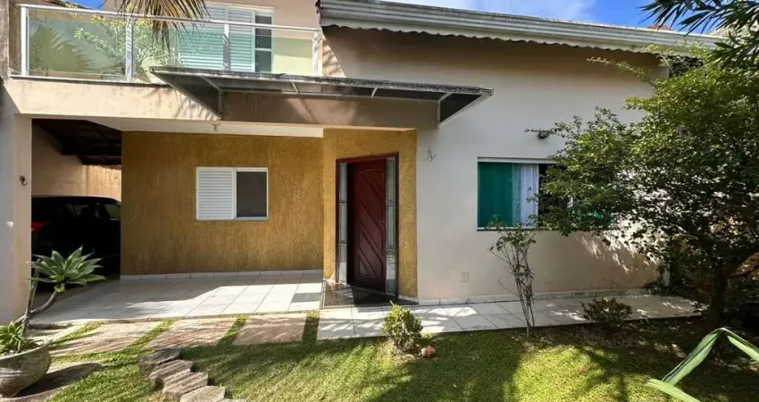 Casa com 3 dormitórios à venda por r$ 630.000,00 - estância são josé - peruíbe/sp
