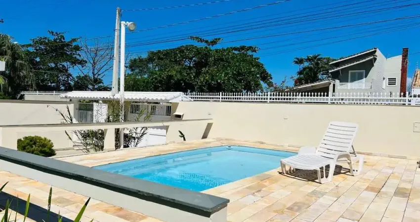 Casa 200 mts da paia  com piscina  com 2 dorm. à venda, 95 m² área const. por r$ 435.000.00 bairro continental
