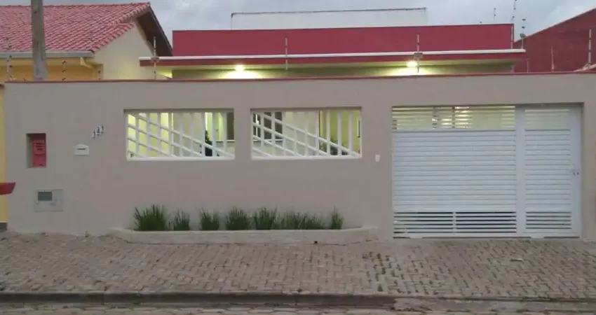 Casa com 3 dormitórios à venda, 130 m² por r$ 700.000,00 - estância são josé - peruíbe/sp