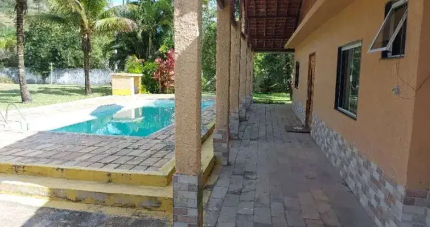 Casa à venda em maricá, vale da figueira (ponta negra), com 3 quartos, 250m²