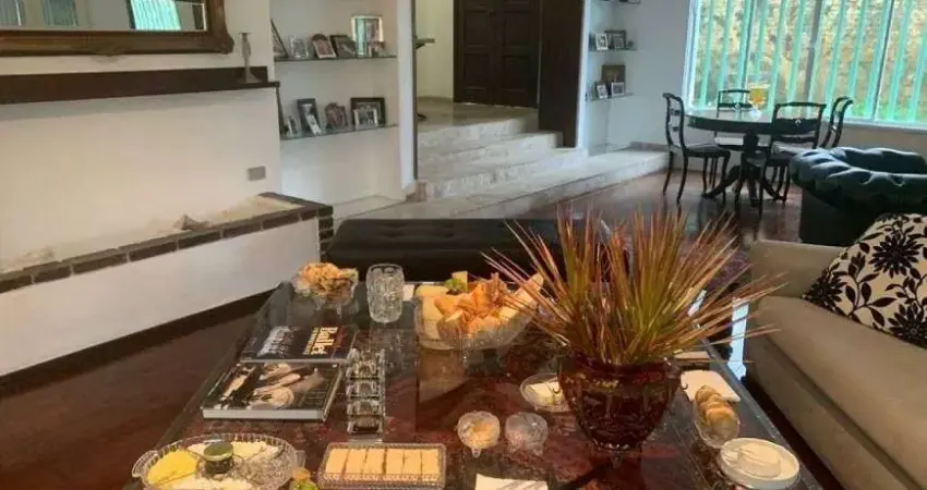 Casa para venda possui 530 metros quadrados com 4 quartos em cidade jardim - são paulo - sp