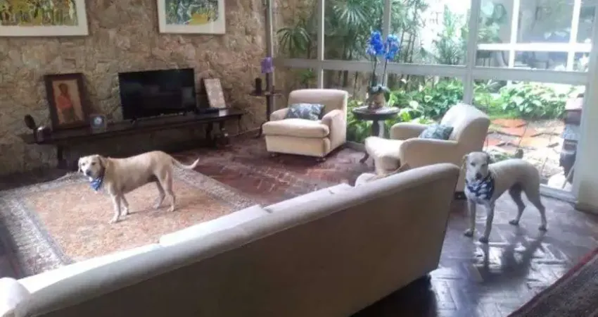 Casa com 3 quartos à venda na Largo Mestre de Aviz, Jardim Luzitânia, São Paulo