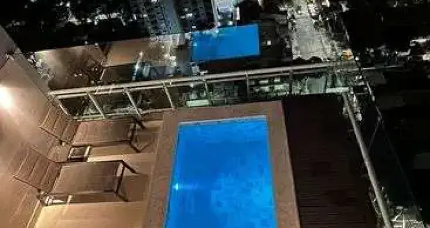 Cobertura mobiliada e decorada para venda tem 280m2 com 3 suítes- 4 vagas