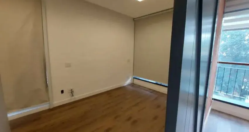 Casa com 1 quarto para alugar na Avenida Jurucê, Indianópolis, São Paulo