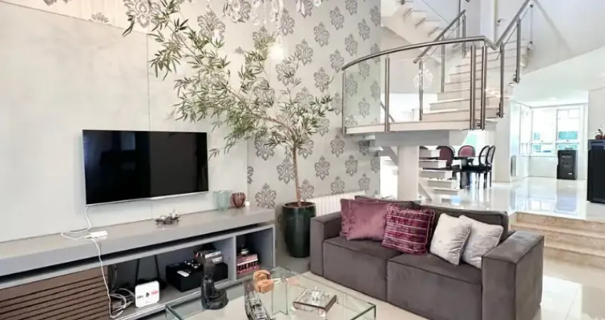 Belíssima casa no bairro colina sorriso, lidamente mobiliada e decorada.