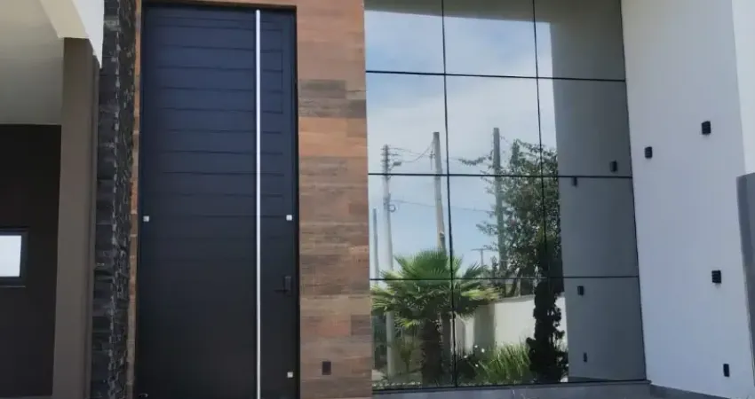 Casa na praia de bella torres, em excelente localização, pronta para morar e aproveitar o verão com sua familia e amigos.