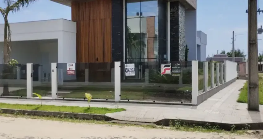 Casa na praia de bella torres, pronta para morar e aproveitar o veraneio com sua familia e amigos.