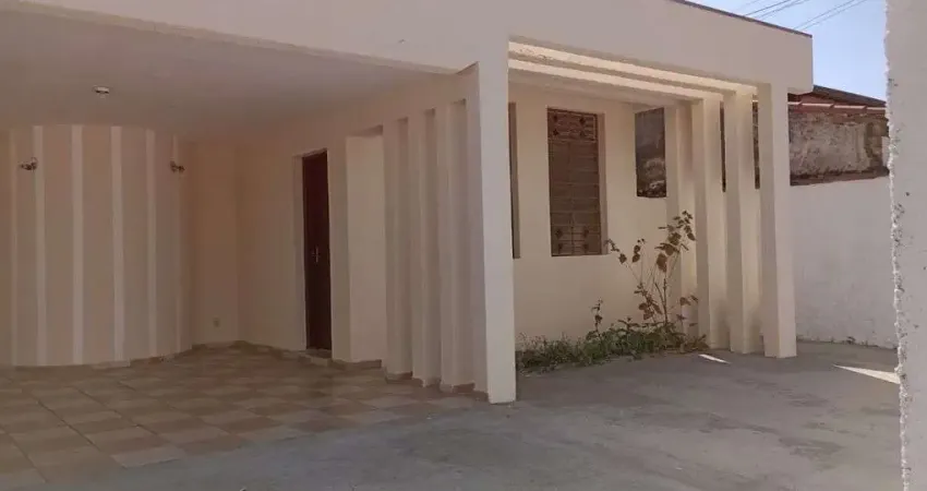 Casa com 3 quartos à venda no Jardim Jequitibá, Caçapava