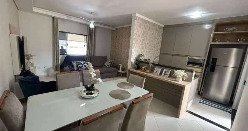 Casa com planejados para venda no bairro do estoril, próxima ao shopping