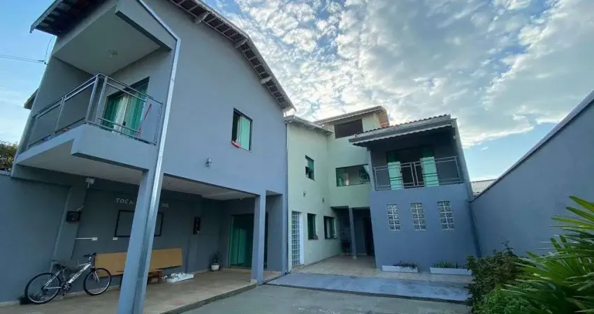 Casa com 4 quartos à venda na Vila Nossa Senhora das Graças, Taubaté