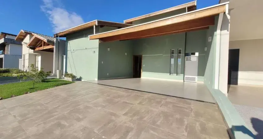 Casa térrea toda planejada, climatizada e com piscina no condomínio verdes vales