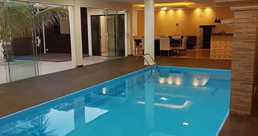 Casa com 4 quartos à venda na Vila Areao, Taubaté 