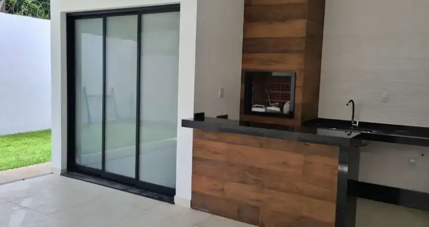 Casa em condomínio à venda em bairro dos guedes, tremembé - sp