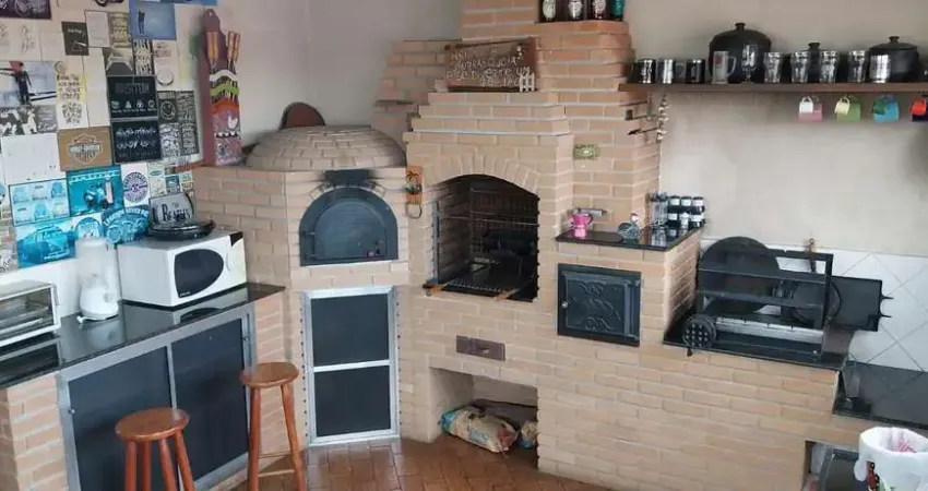 Casa com 4 quartos à venda na Vila dos Comerciários 2, Taubaté 