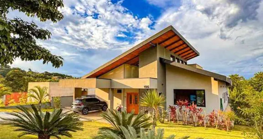 Casa com 3 quartos para alugar no Chácaras Cataguá, Taubaté