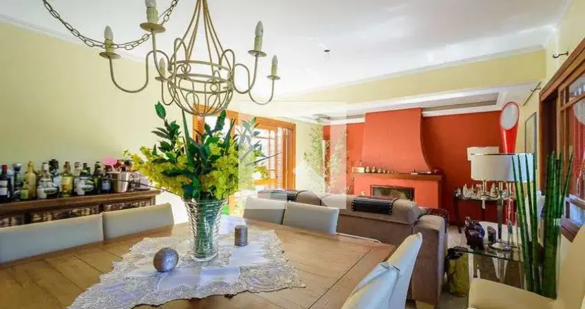 Casa para Venda - Cavalhada, 4 Quartos,  284 m² - Porto Alegre