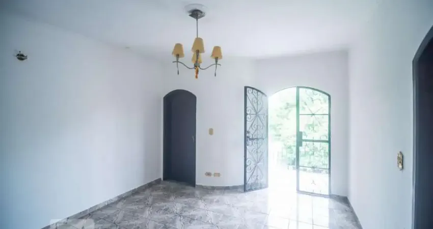 Casa para Venda - Vila Carrão, 4 Quartos,  311 m² - São Paulo