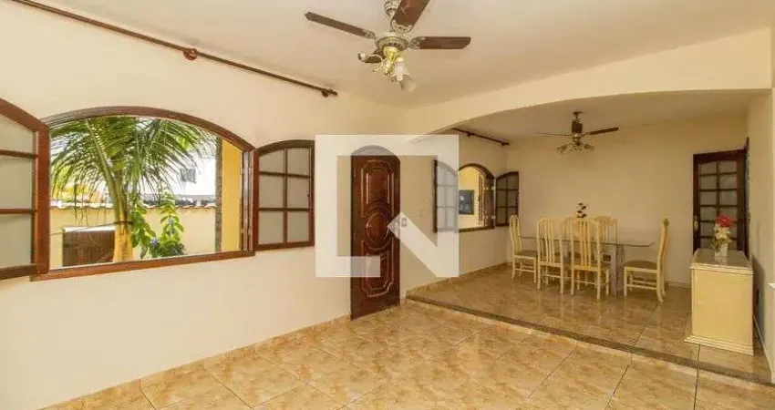 Casa com 2 quartos à venda na Rua Joel Nunes, Olaria, Rio de Janeiro