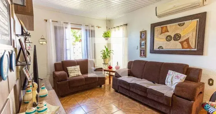 Casa para Venda - Feitoria, 4 Quartos,  300 m² - São Leopoldo
