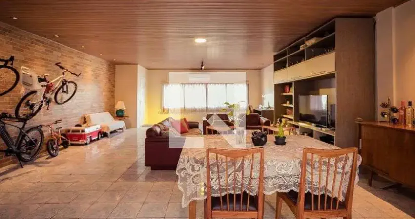 Casa para Venda - Jardim Itu-Sabará, 3 Quartos,  413 m² - Porto Alegre