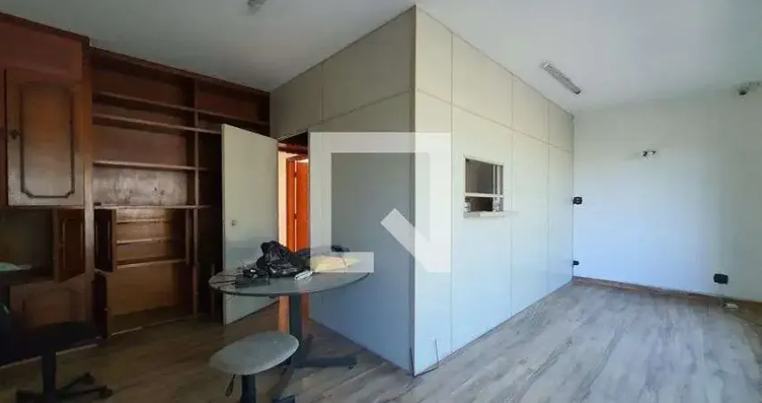 Casa para Venda - Bosque da Saúde, 3 Quartos,  400 m² - São Paulo